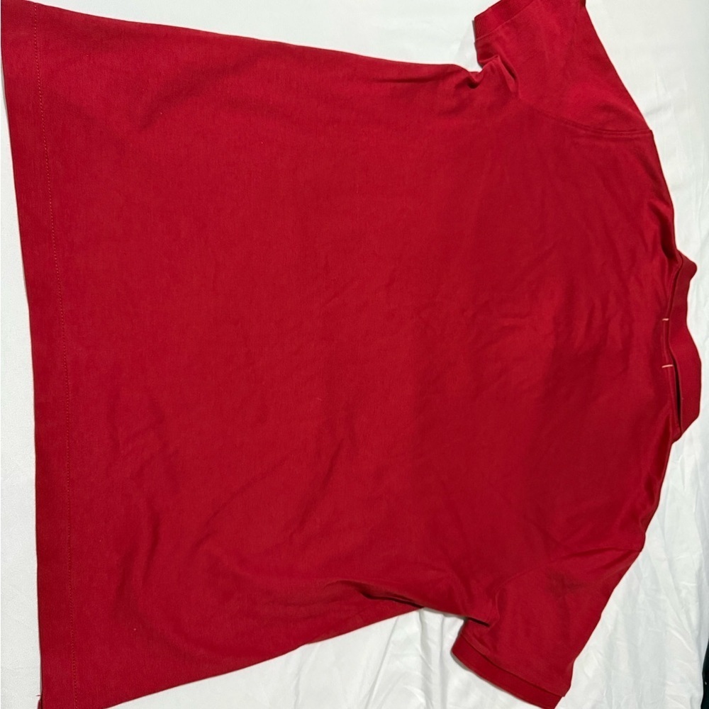 Banana Republic luxury touch Red Polo Shirt - Picture 6 of 6